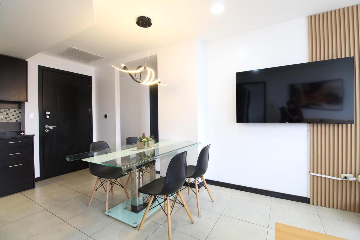 Puerto Santa Ana Luxury Suites Гуаякуил Екстериор снимка